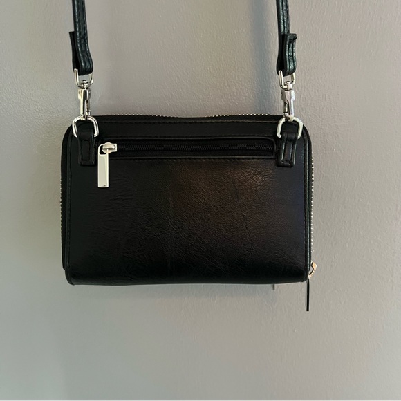 Matt and Nat small Crossbody bag - Picture 2 of 7